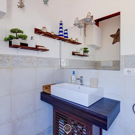 House Stella Charm Domus De Maria